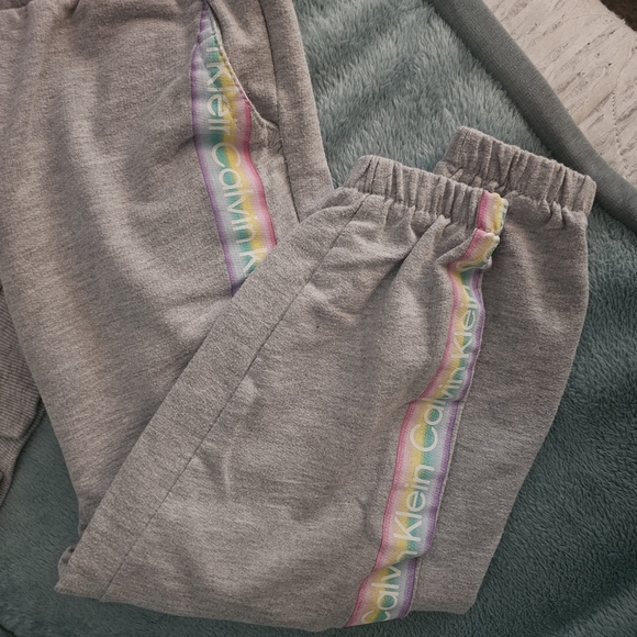 Calvin Klein Gray and Pink Short Sleeve Jogger Set with Rainbow Detail - Picture 4 of 8